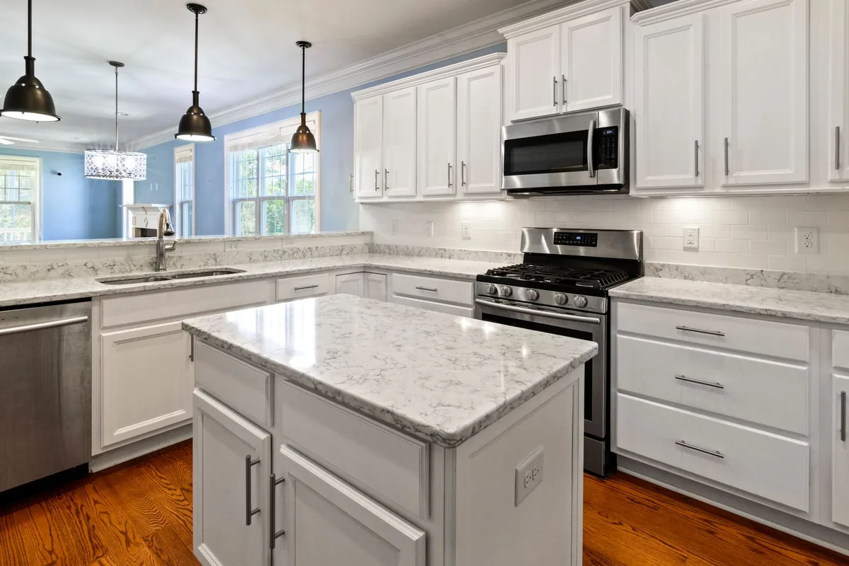 Filth & Squalor Cleanup in Shirley, NY